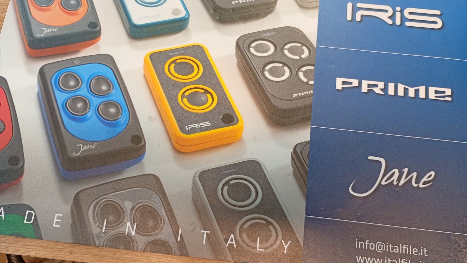 Telecomandi per garage – Calzoleria Max & Katy