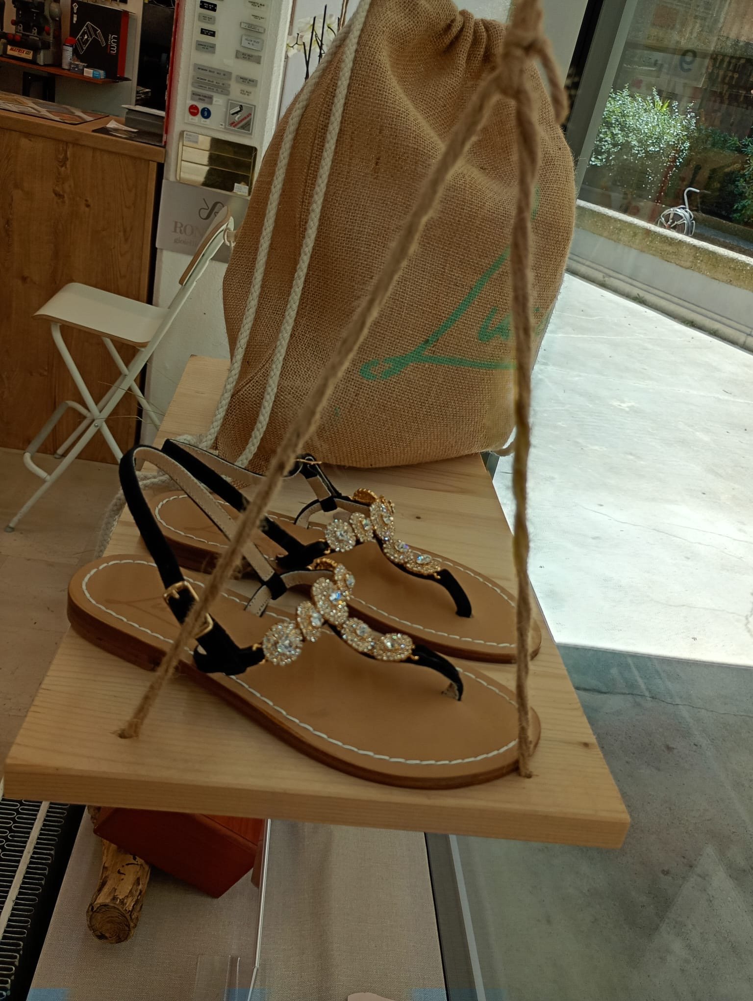 Sandali da donna su misura – Calzoleria Max & Katy